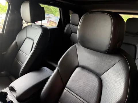 More photos of 2020 Porsche Cayenne S at Porsche South Austin, TX