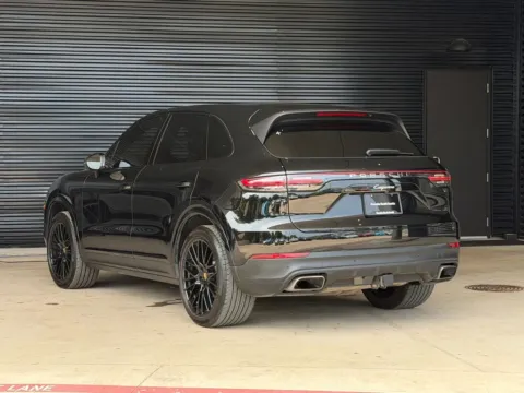 Another view of 2023 Porsche Cayenne for sale in Austin, TX at Porsche South Austin
