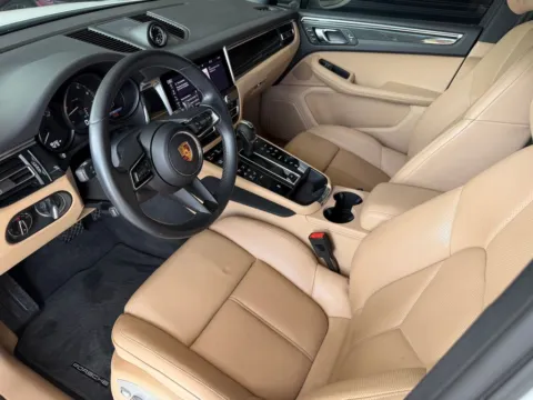 More photos of 2023 Porsche Macan at Porsche South Austin, TX