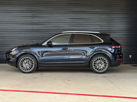 Photos of 2019 Porsche Cayenne for sale in Austin, TX at Porsche South Austin
