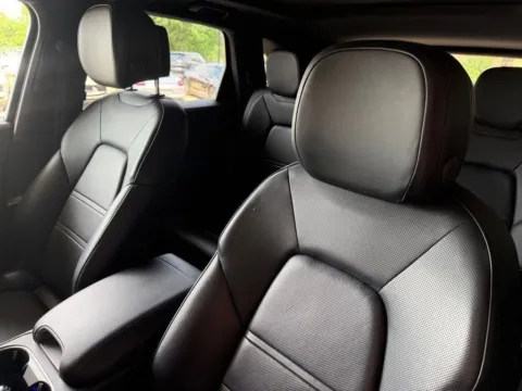 More photos of 2020 Porsche Cayenne S at Porsche South Austin, TX