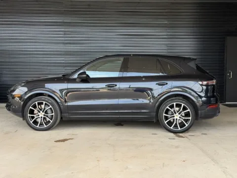 Photos of 2020 Porsche Cayenne S for sale in Austin, TX at Porsche South Austin