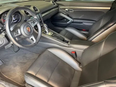 More photos of 2024 Porsche 718 Cayman Style Edition at Porsche South Austin, TX