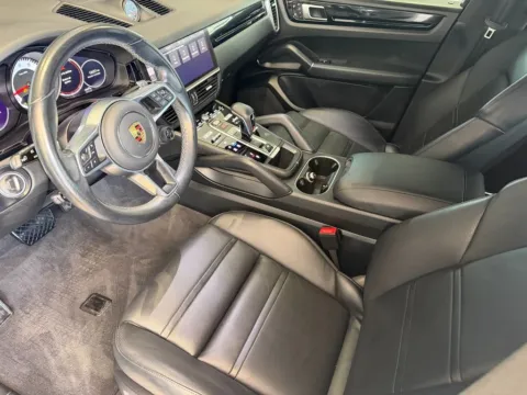 More photos of 2021 Porsche Cayenne Coupe at Porsche South Austin, TX