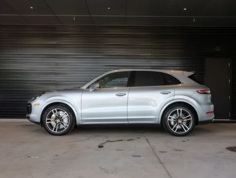 Photos of 2022 Porsche Cayenne Turbo for sale in Austin, TX at Porsche South Austin