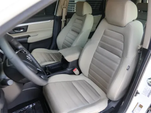 More photos of 2020 Honda CR-V LX at Porsche South Austin, TX