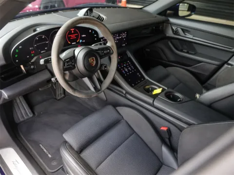 More photos of 2021 Porsche Taycan 4S at Porsche South Austin, TX