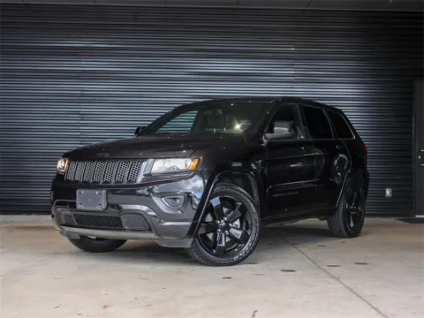 Black 2015 Jeep Grand Cherokee Altitude for sale in Austin, TX