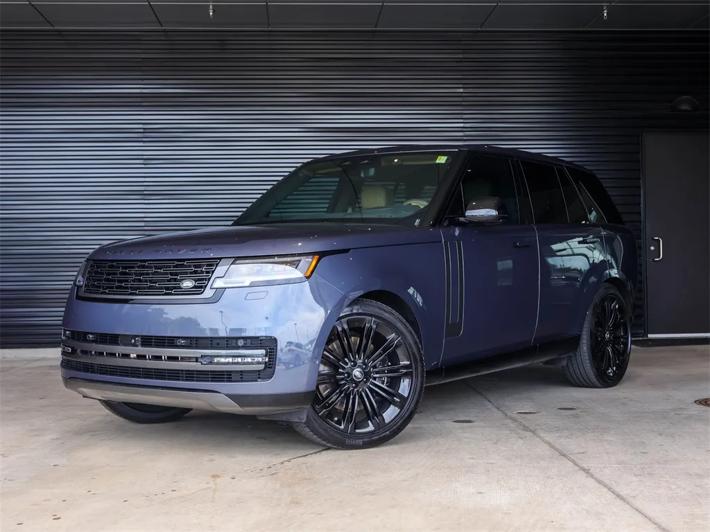 Blue 2025 Land Rover Range Rover SE for sale in Austin, TX
