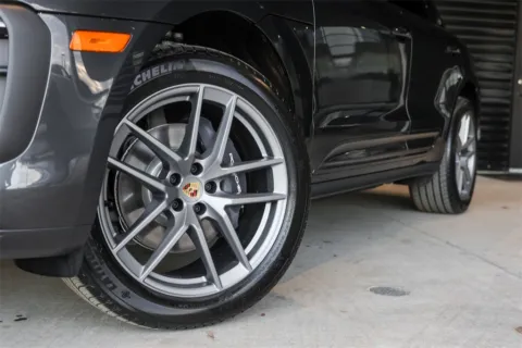 More photos of 2025 Porsche Macan at Porsche South Austin, TX