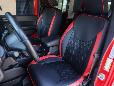 More photos of 2016 Jeep Wrangler Unlimited Rubicon at Porsche South Austin, TX