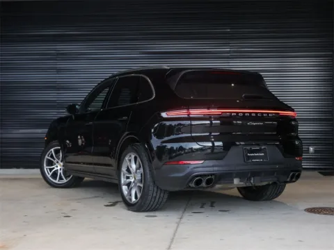 Another view of 2024 Porsche Cayenne for sale in Austin, TX at Porsche South Austin