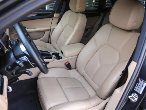 More photos of 2021 Porsche Macan S at Porsche South Austin, TX