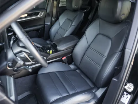 More photos of 2024 Porsche Cayenne Coupe at Porsche South Austin, TX