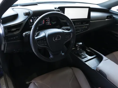 More photos of 2023 Lexus ES 350 Ultra Luxury at Porsche South Austin, TX