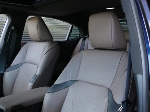 More photos of 2023 Lexus ES 350 Ultra Luxury at Porsche South Austin, TX
