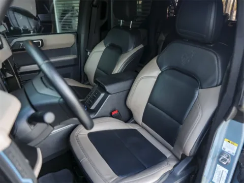 More photos of 2023 Ford Bronco Wildtrak at Porsche South Austin, TX