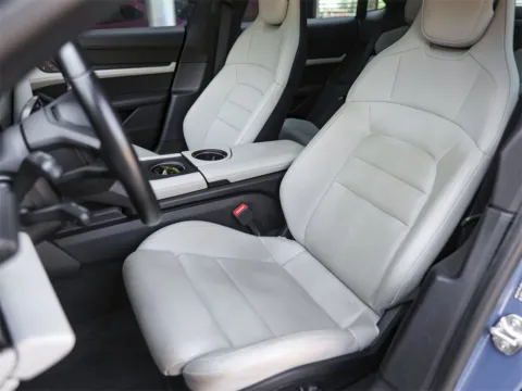 More photos of 2022 Porsche Taycan at Porsche South Austin, TX