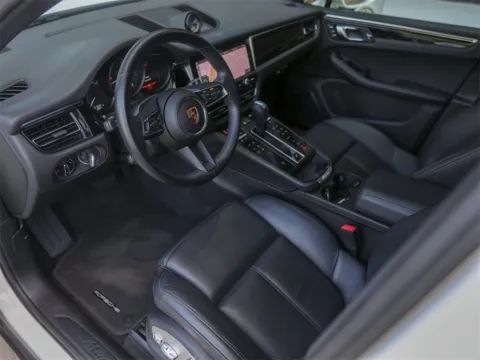 More photos of 2024 Porsche Macan at Porsche South Austin, TX