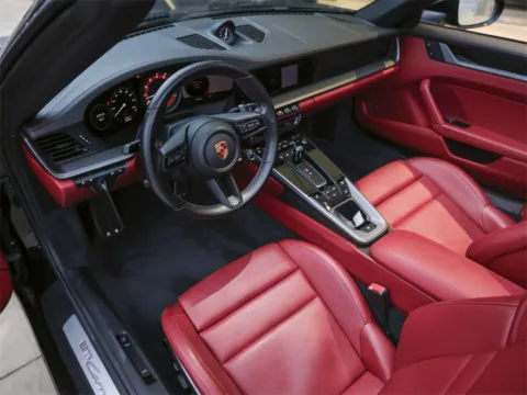 More photos of 2022 Porsche 911 Carrera S at Porsche South Austin, TX