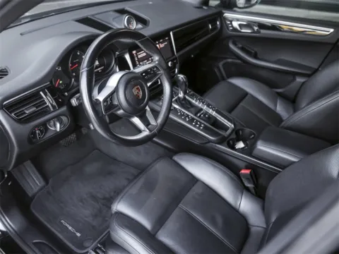 More photos of 2019 Porsche Macan at Porsche South Austin, TX