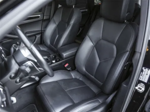 More photos of 2019 Porsche Macan at Porsche South Austin, TX