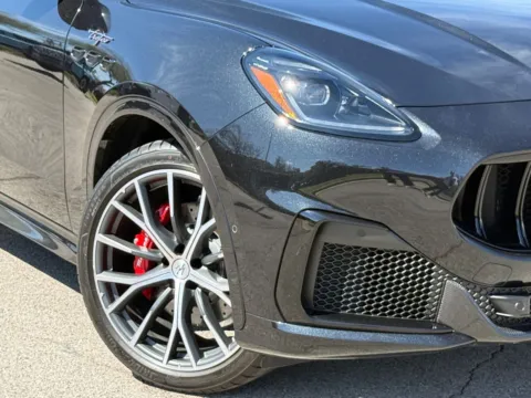 Photos of 2024 Maserati Grecale Trofeo for sale in Austin, TX at Maserati Austin