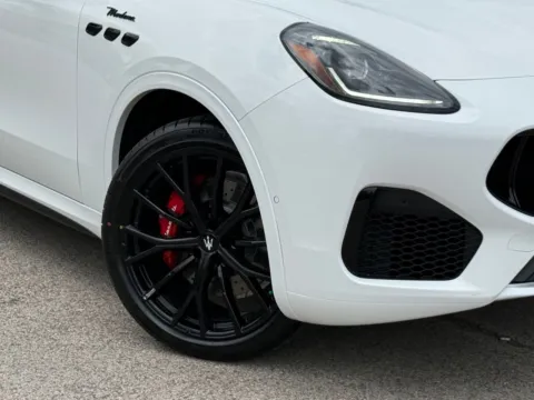 More photos of 2026 Maserati Grecale Modena at Maserati Austin, TX