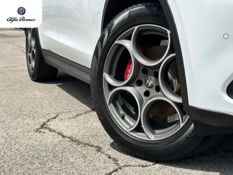 Photos of 2023 Alfa Romeo Stelvio Sprint for sale in Austin, TX at Maserati Austin