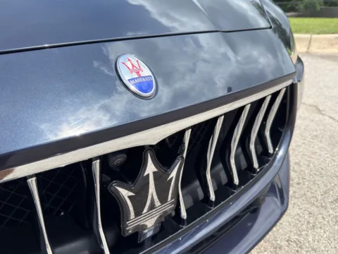 More photos of 2019 Maserati Ghibli S at Maserati Austin, TX