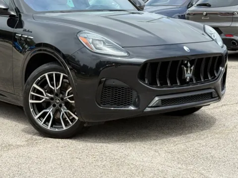 Photos of 2023 Maserati Grecale Modena for sale in Austin, TX at Maserati Austin