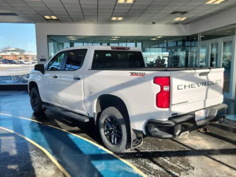Another view of 2021 Chevrolet Silverado 1500 LT Trail Boss for sale in Boone, IA at Pat Clemons Inc.