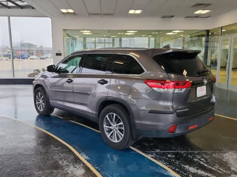 Another view of 2017 TOYOTA HIGHLANDER SE/X for sale in Boone, IA at Pat Clemons Inc.