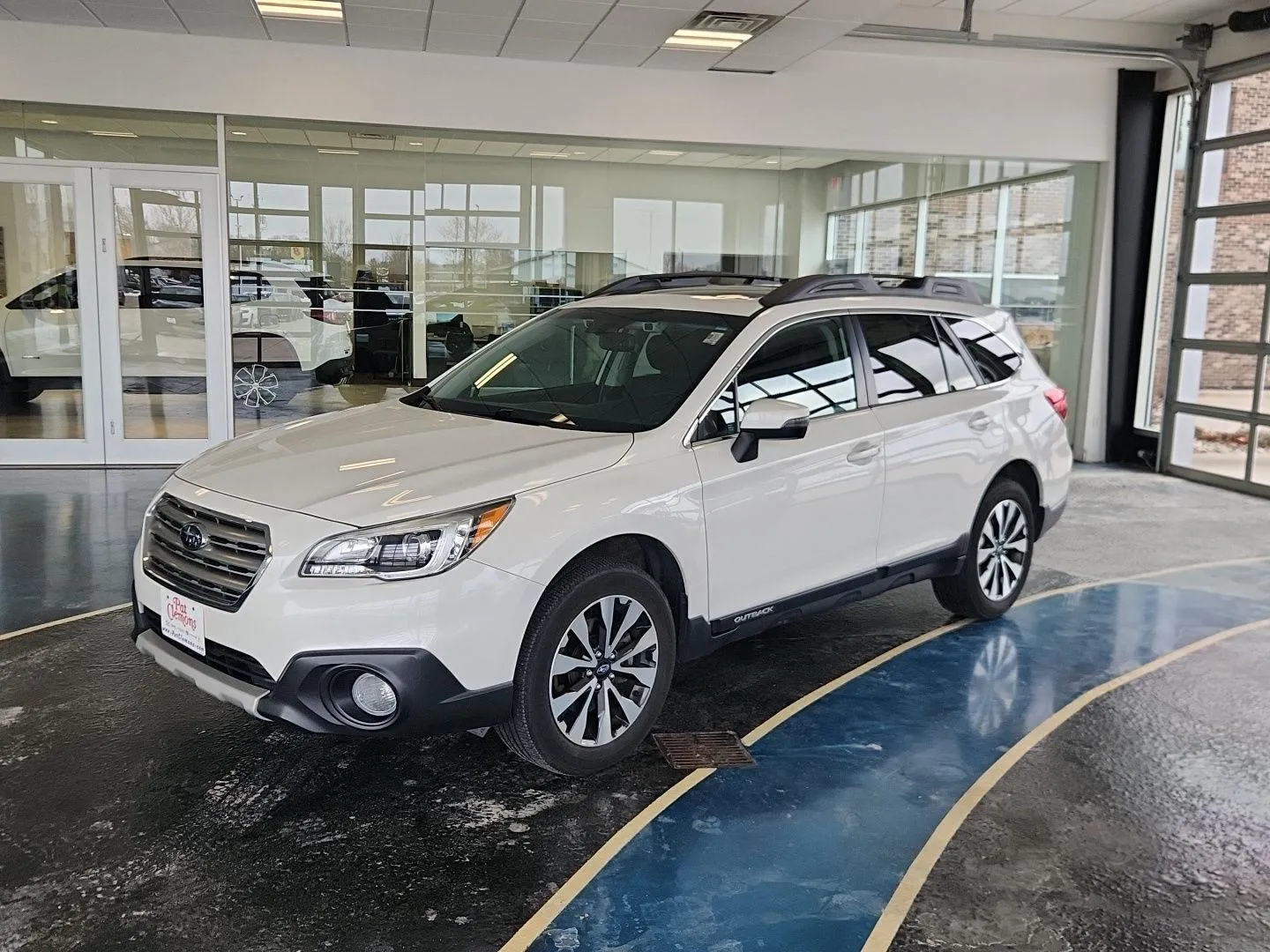 White 2016 Subaru Outback 2.5i Limited for sale in Boone, IA