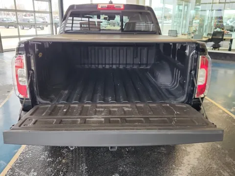 More photos of 2020 GMC Canyon 4WD SLT at Pat Clemons Inc., IA