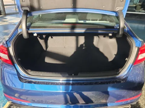 More photos of 2015 Hyundai Sonata 2.4L SE at Pat Clemons Inc., IA