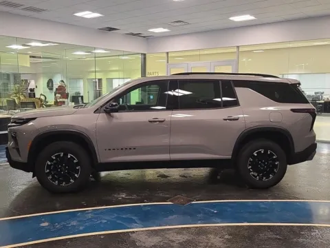 Photos of 2026 Chevrolet Traverse AWD Z71 for sale in Boone, IA at Pat Clemons Inc.