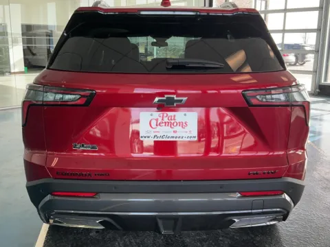 More photos of 2026 Chevrolet Equinox AWD ACTIV at Pat Clemons Inc., IA