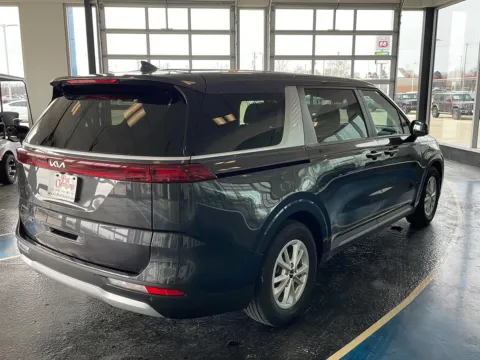 More photos of 2022 Kia Carnival LX at Pat Clemons Inc., IA