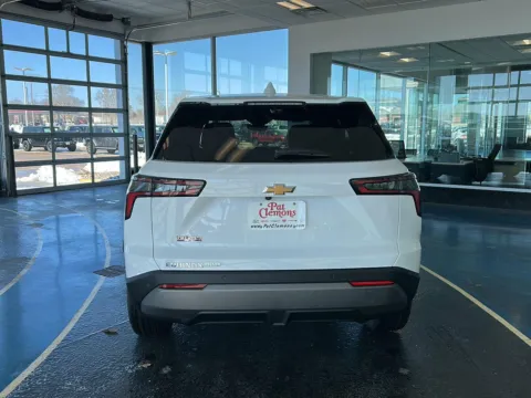 More photos of 2026 CHEVROLET EQUINOX LT at Pat Clemons Inc., IA