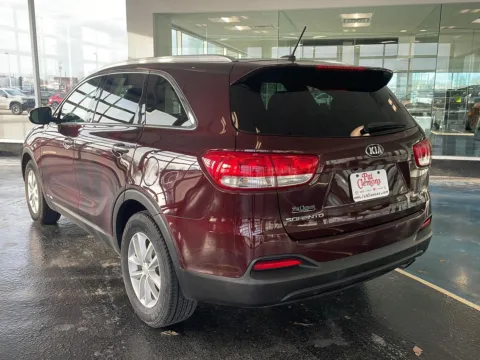 Another view of 2018 Kia Sorento LX V6 for sale in Boone, IA at Pat Clemons Inc.
