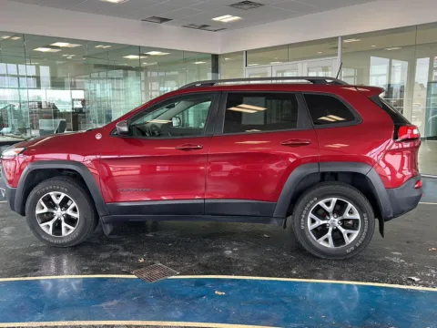 Photos of 2016 Jeep Cherokee Trailhawk for sale in Boone, IA at Pat Clemons Inc.