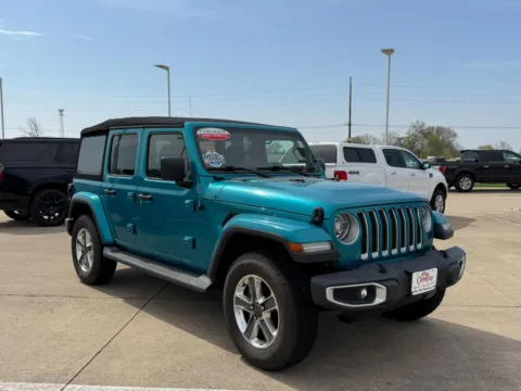 More photos of 2020 Jeep Wrangler Unlimited Sahara at Pat Clemons Inc., IA