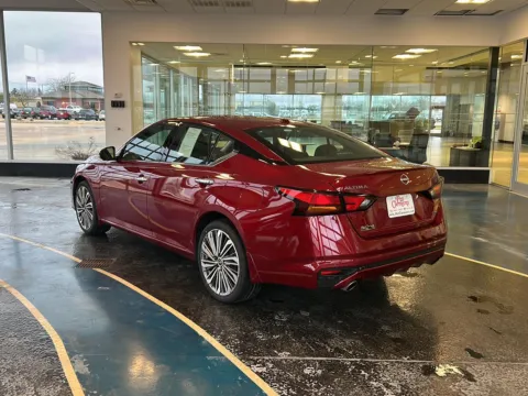 Another view of 2024 Nissan Altima 2.5 SL for sale in Boone, IA at Pat Clemons Inc.