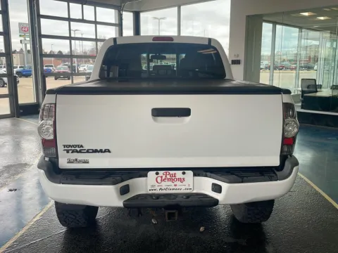 More photos of 2013 TOYOTA TACOMA V6 at Pat Clemons Inc., IA