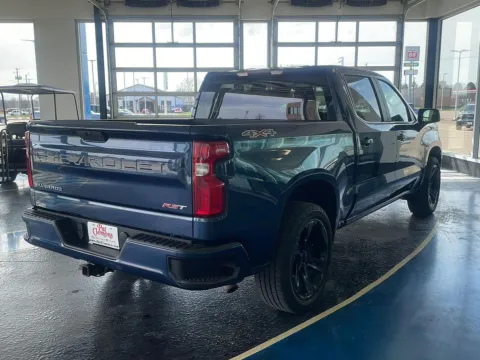 More photos of 2021 Chevrolet Silverado 1500 RST at Pat Clemons Inc., IA