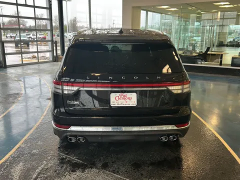 More photos of 2023 Lincoln Aviator Reserve at Pat Clemons Inc., IA
