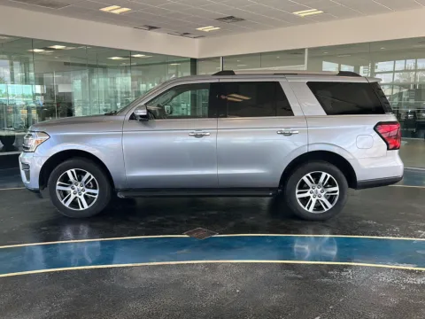 Photos of 2024 Ford Expedition Limited for sale in Boone, IA at Pat Clemons Inc.