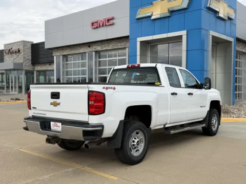 More photos of 2016 Chevrolet Silverado 2500HD Work Truck at Pat Clemons Inc., IA