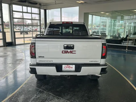 More photos of 2016 GMC Sierra 1500 Denali at Pat Clemons Inc., IA